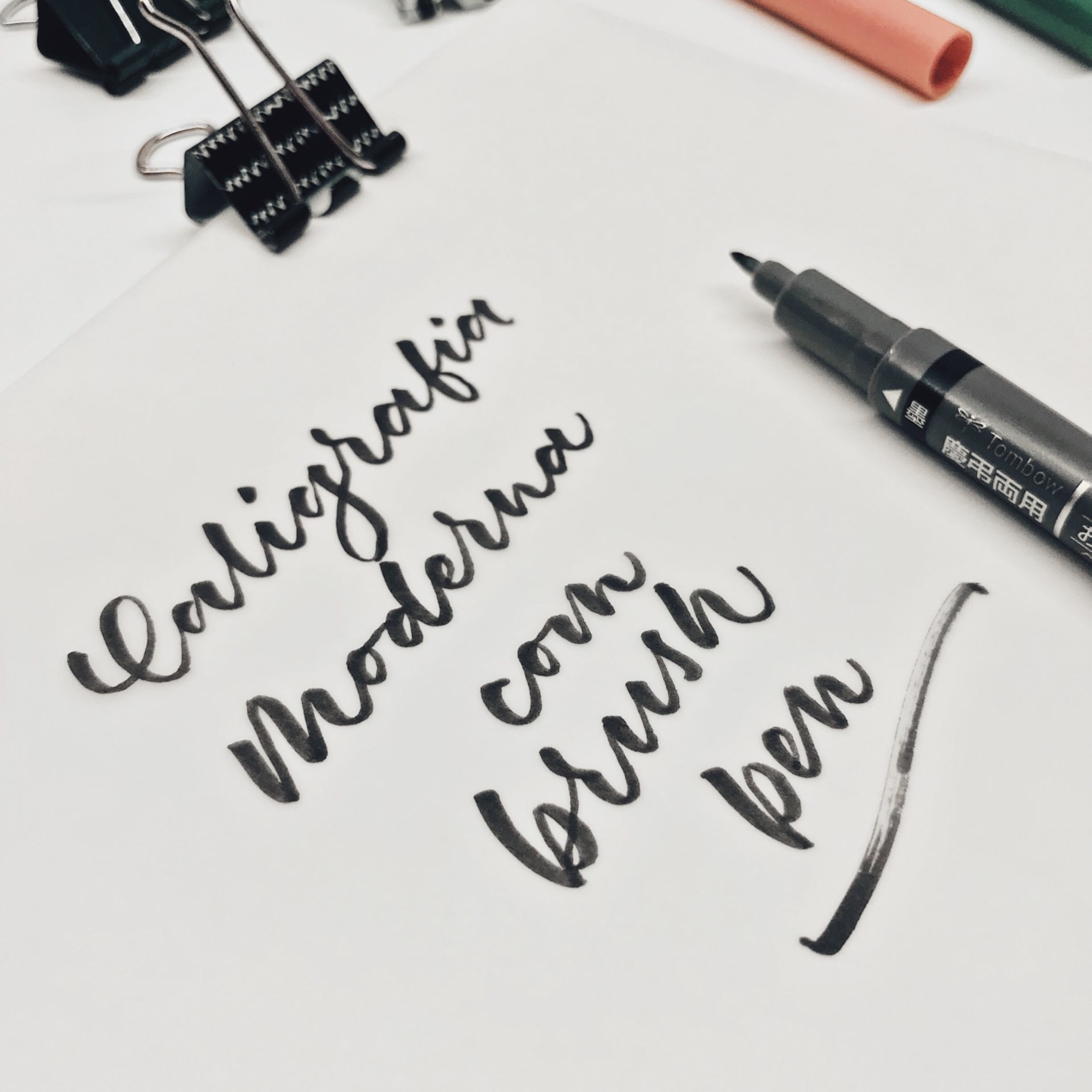 Caligrafia Moderna com Brush Pen: por onde começar.